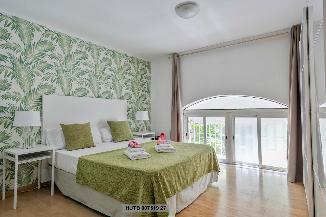 Alcam Office Up Apartment Barcelona Bagian luar foto