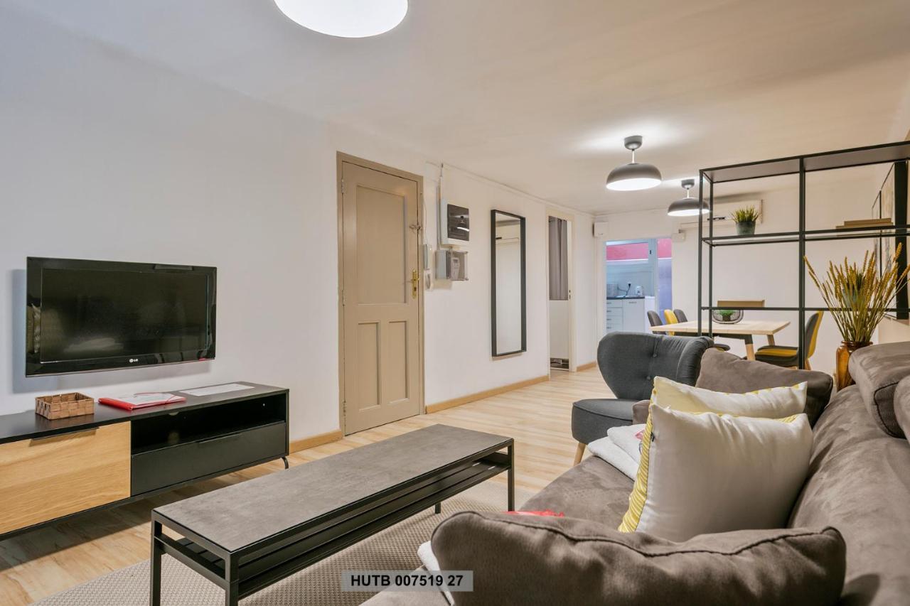 Alcam Office Up Apartment Barcelona Bagian luar foto